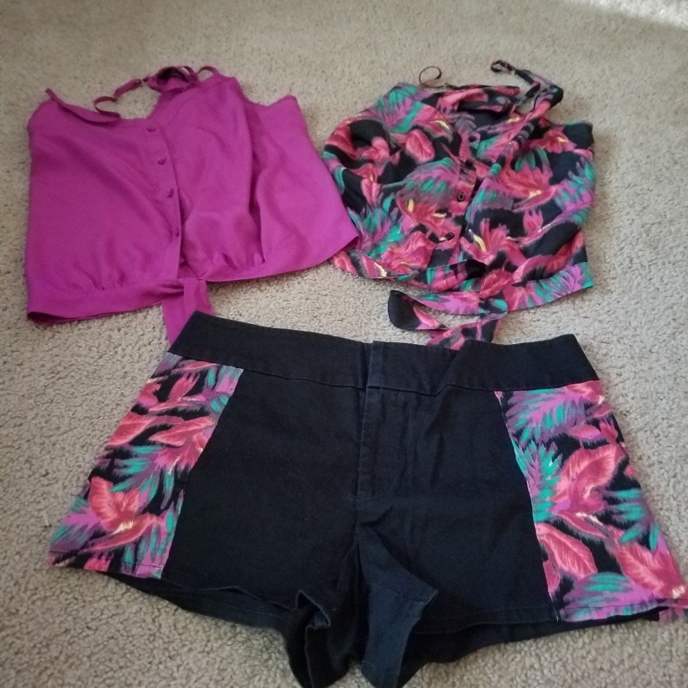 3 pics short set